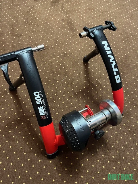 1. Home Trainer Decathlon In'Ride 500 fluid