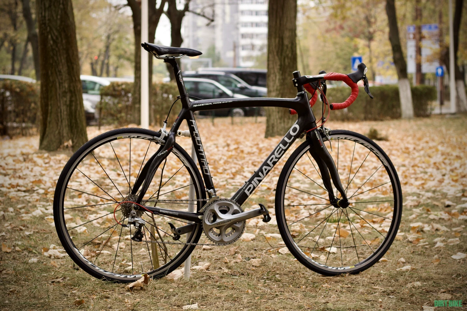 8. Cursiera Pinarello FP Quattro (FP4) - Ultegra - Carbon - Impecabila
