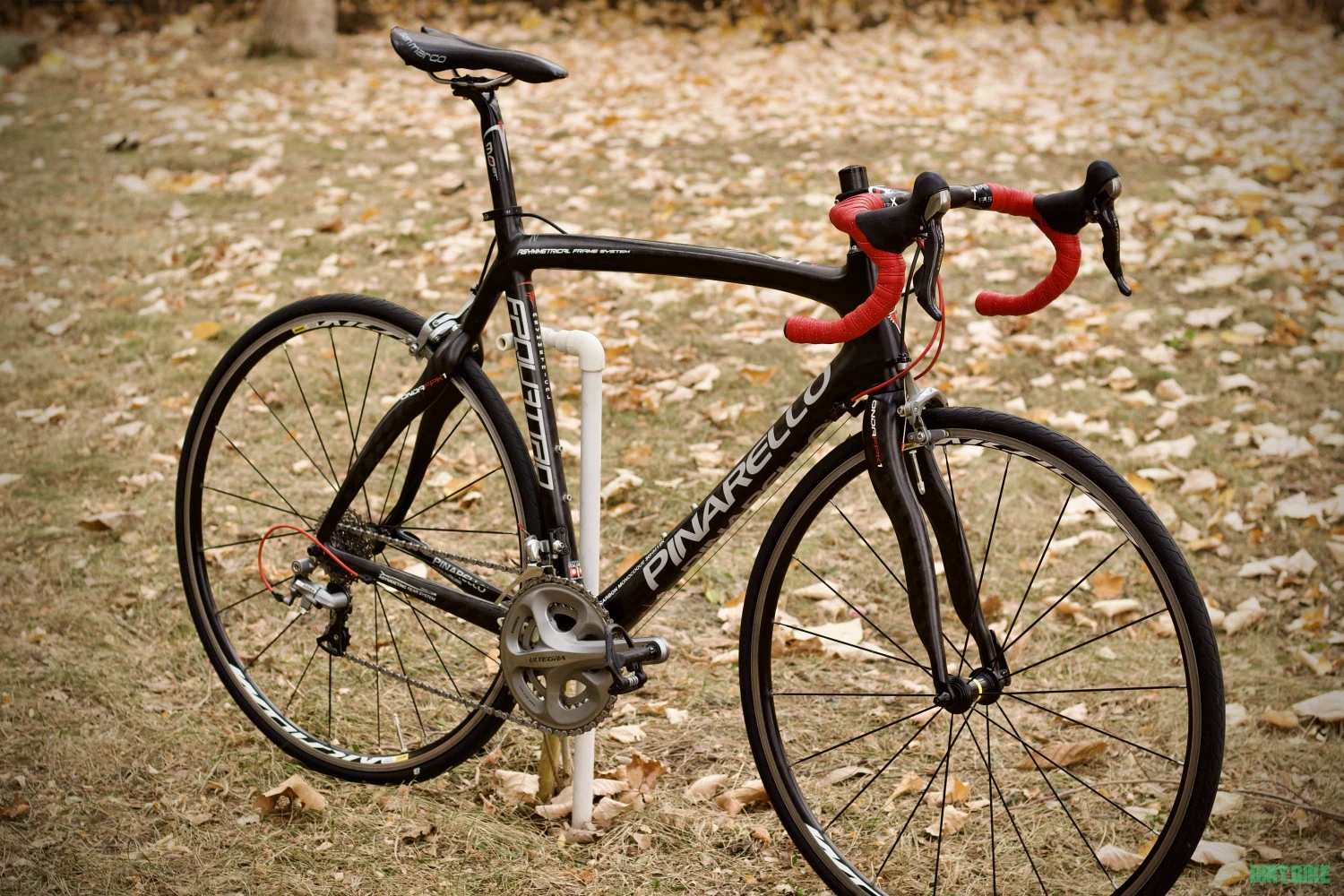2. Cursiera Pinarello FP Quattro (FP4) - Ultegra - Carbon - Impecabila