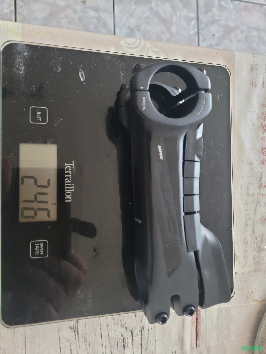 5. Pipă FSA 11 cm, cu suport pentru rutare cabluri