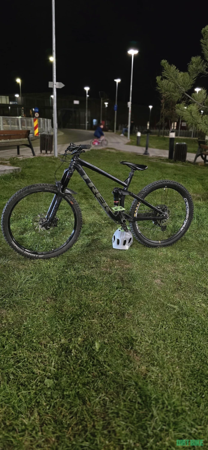 1. Trek remedy 8 2021 enduro/trail