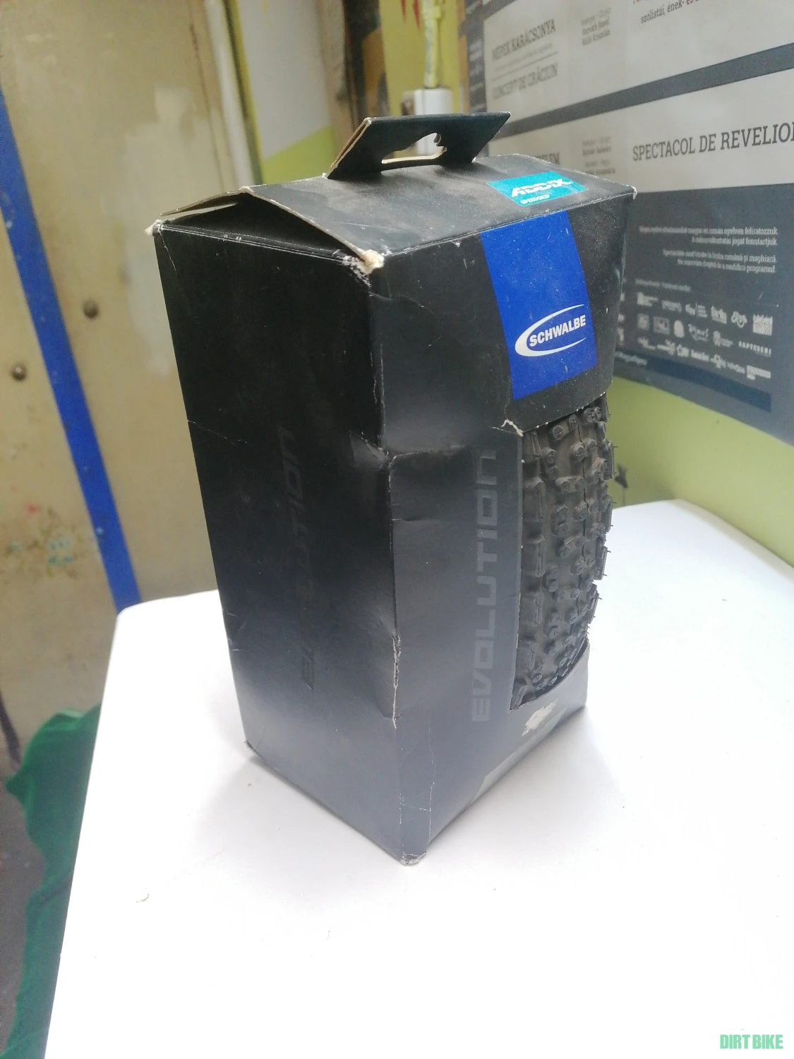 1. Schwalbe G-ONE BITE