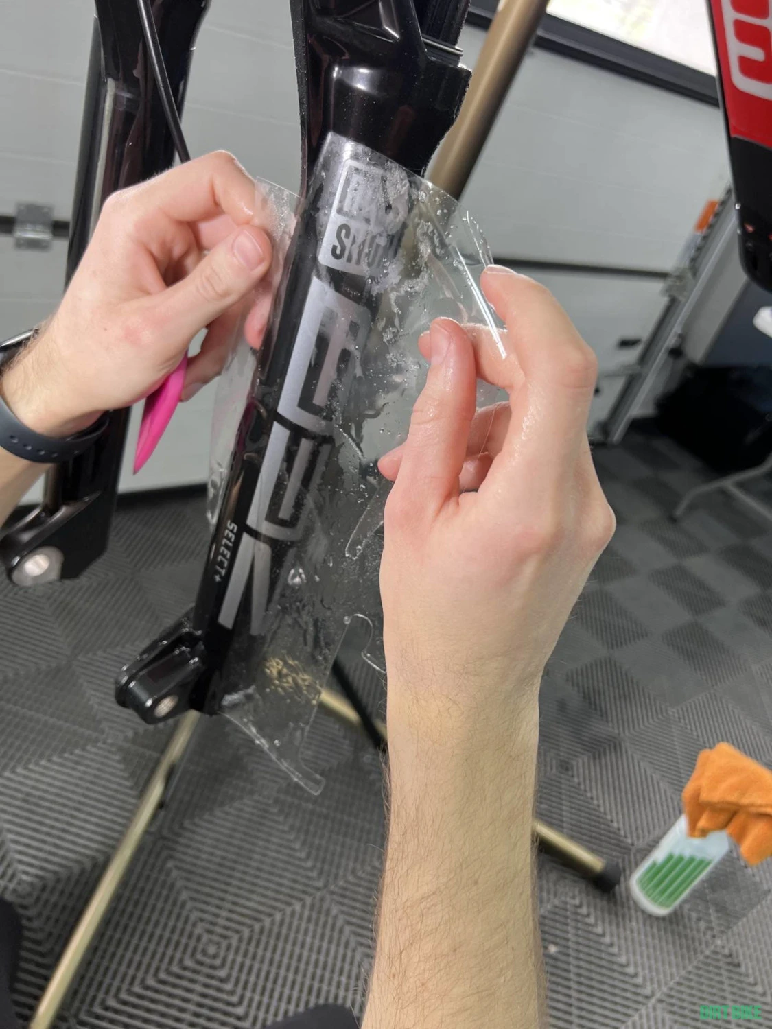 20. Infoliere biciclete cu folie regenerabila si hidrofoba cu 10 ani garantie - dealer Ride Wrap Bucuresti