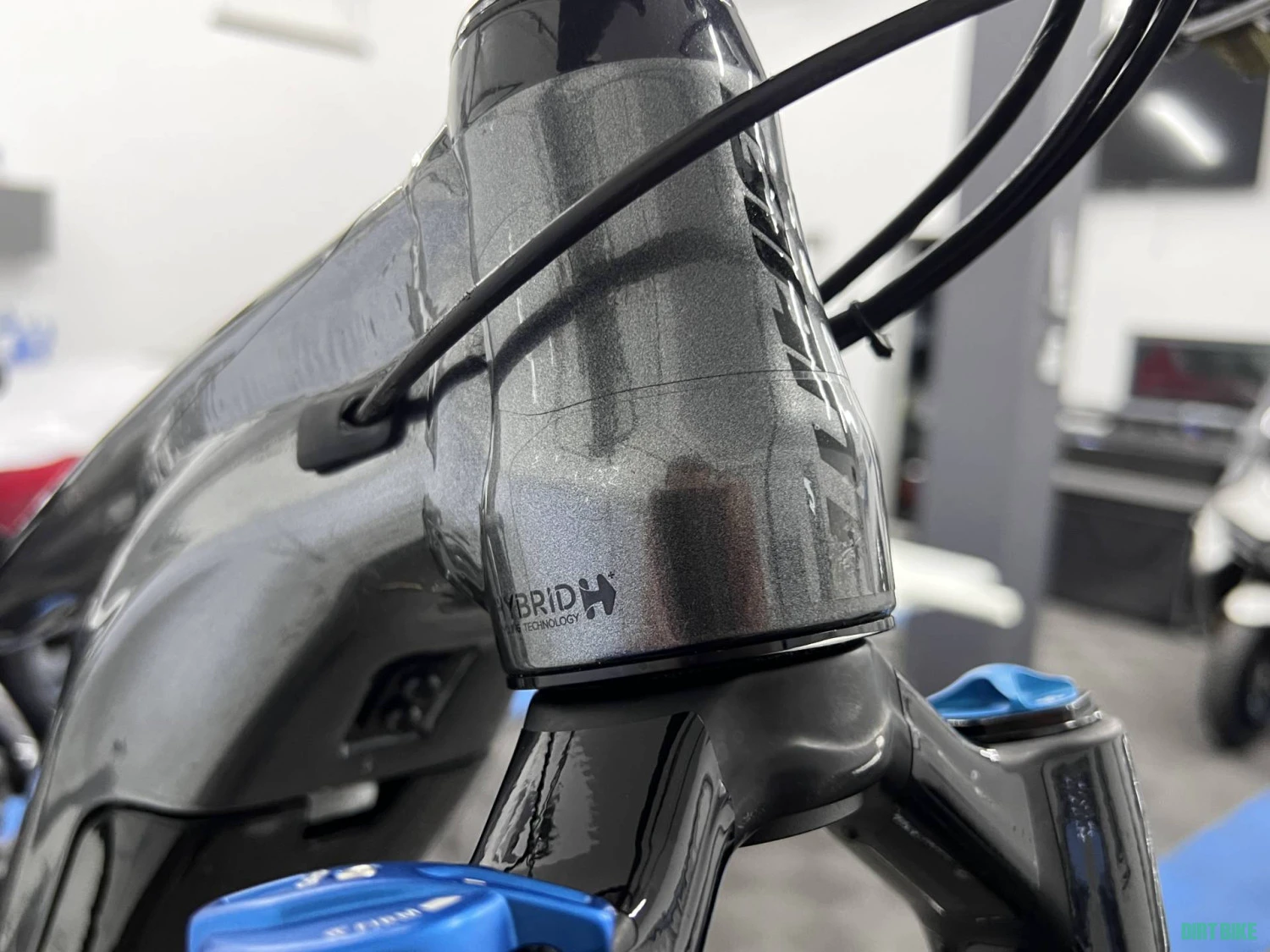 18. Infoliere biciclete cu folie regenerabila si hidrofoba cu 10 ani garantie - dealer Ride Wrap Bucuresti