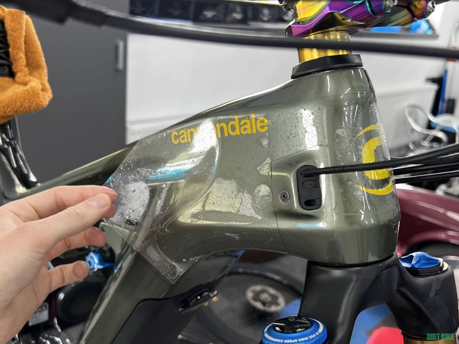 13. Infoliere biciclete cu folie regenerabila si hidrofoba cu 10 ani garantie - dealer Ride Wrap Bucuresti