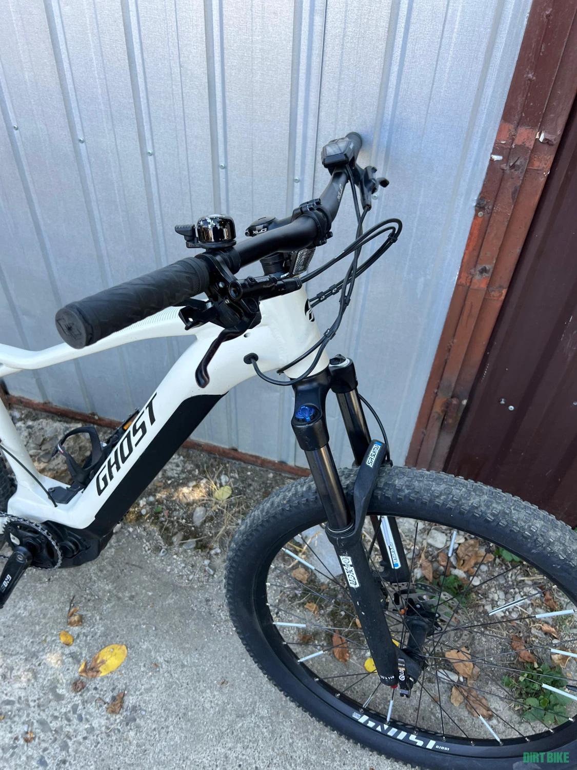 1. Bicicletă electrică Ghost htx