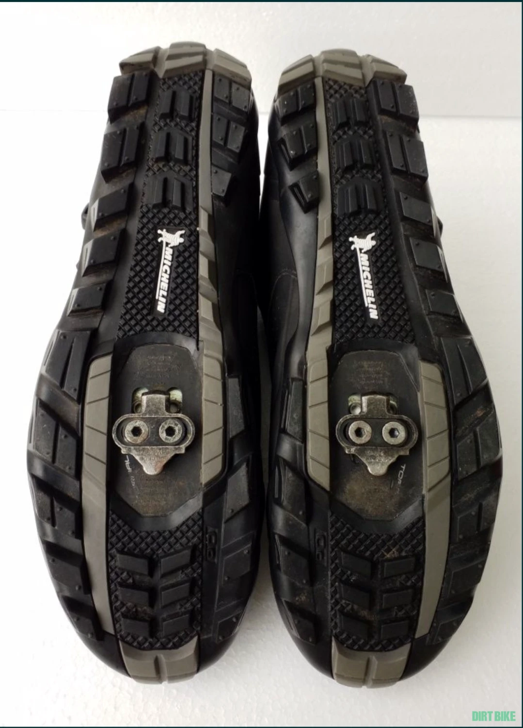7. Pantofi Shimano ME7 / SH ME702