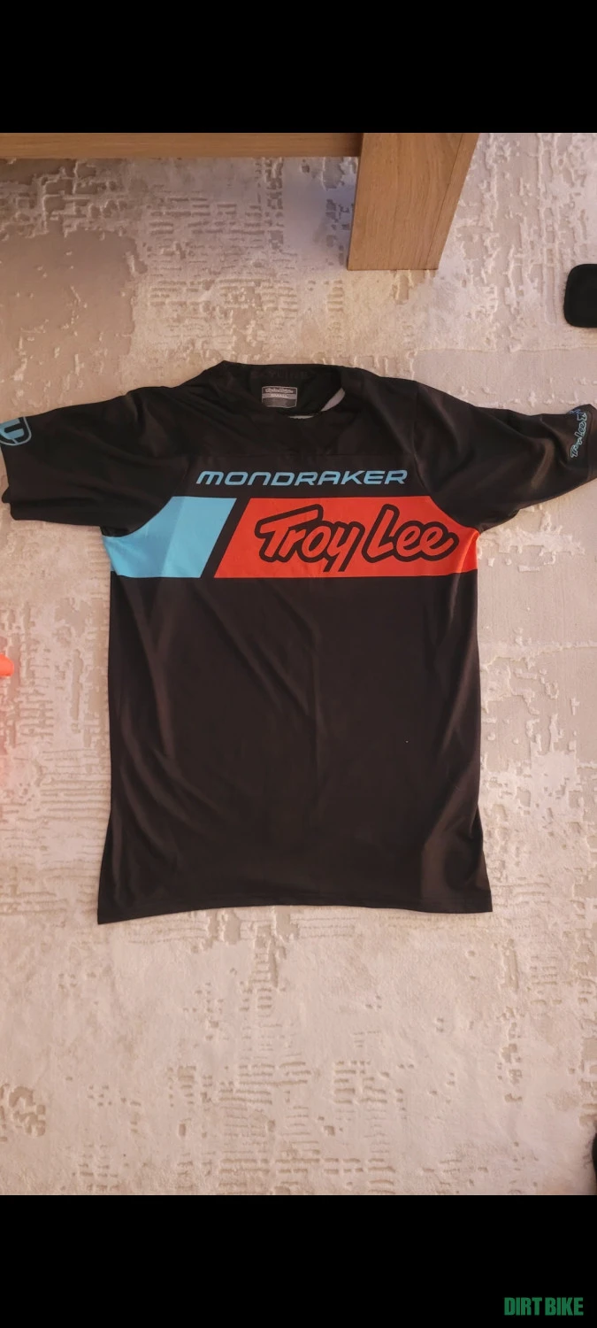 2. Vând tricou Troylee Designs collab Mondraker