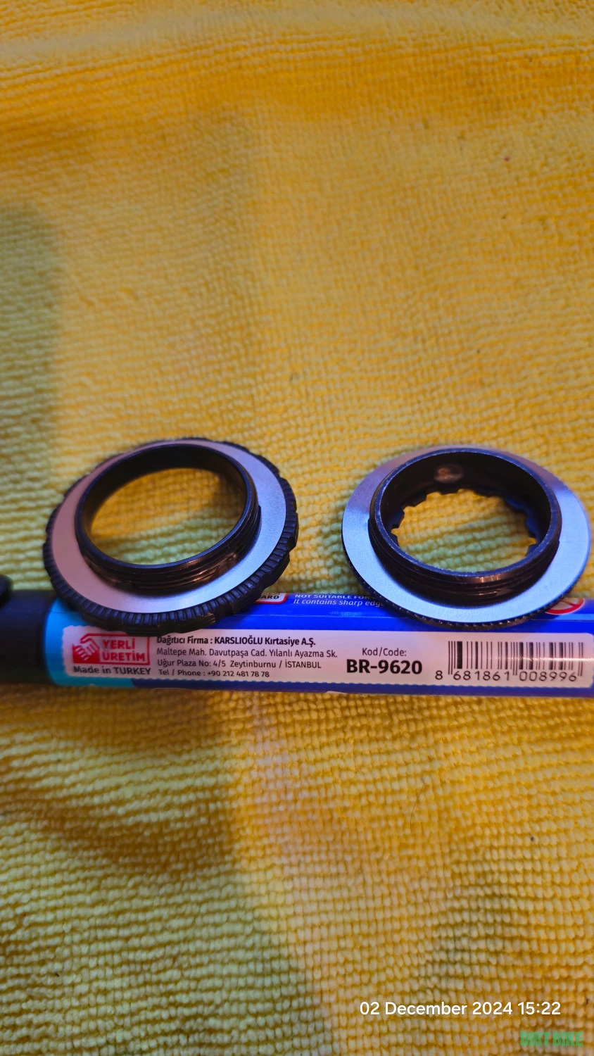 1. Piulița (lockring) centerlock Shimano