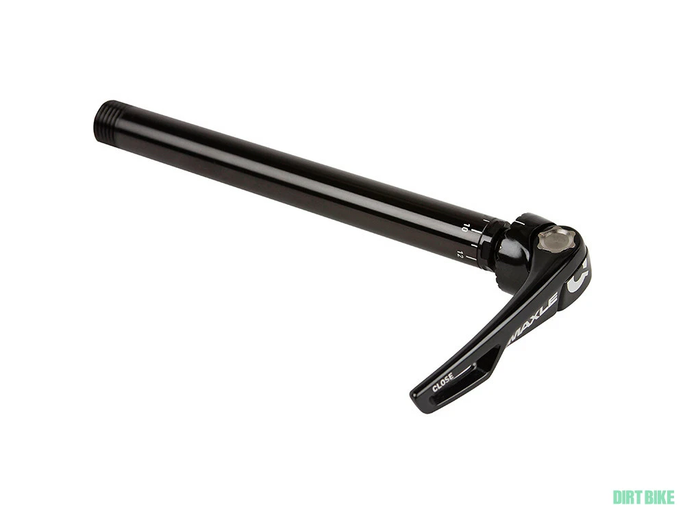 1. Ax furca Rockshox 75g 15x100 Maxle