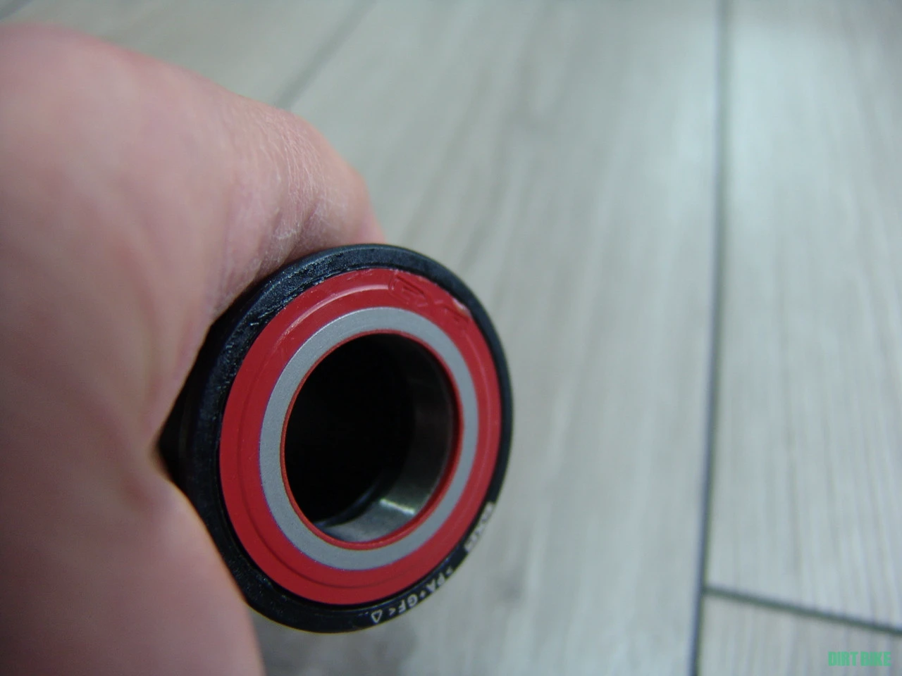 3. Butuc pedalier pressfit SRAM GXP BB86/Nou