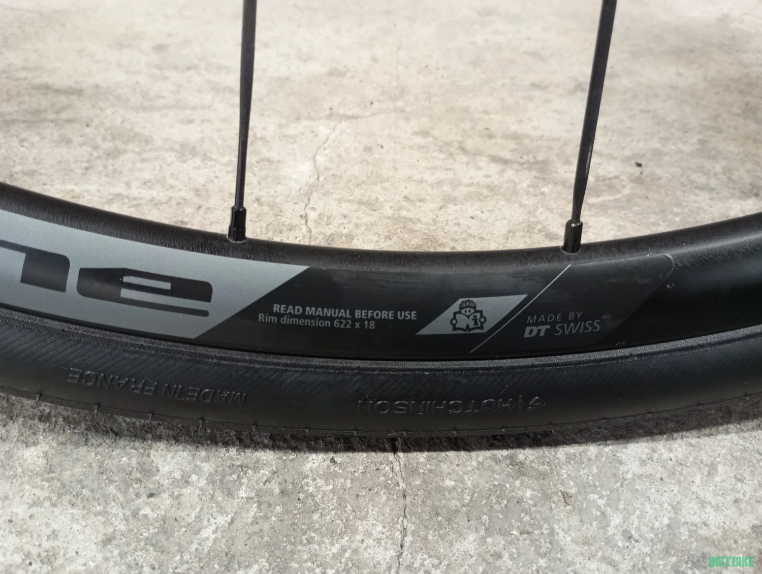 4. Roata fata Dt Swiss 12x100mm Centerlock