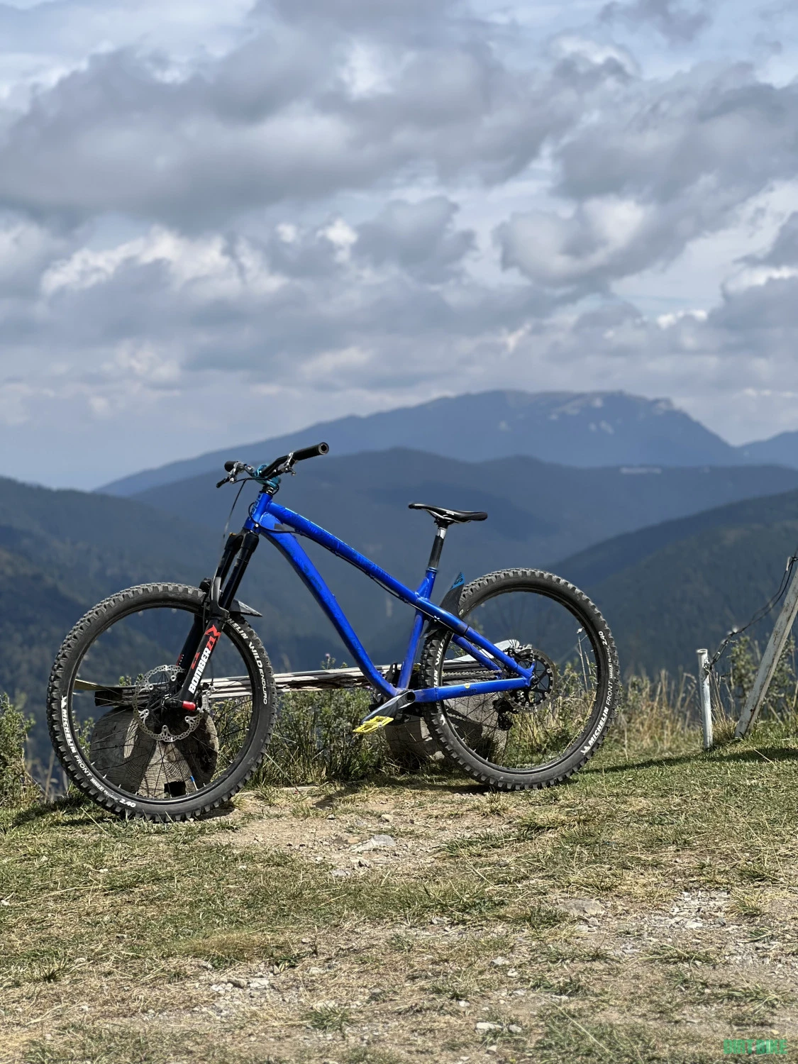 5. Vand Dartmoor hornet 2021(nu Yt tues Capra Devinci Santa Cruz Giant)