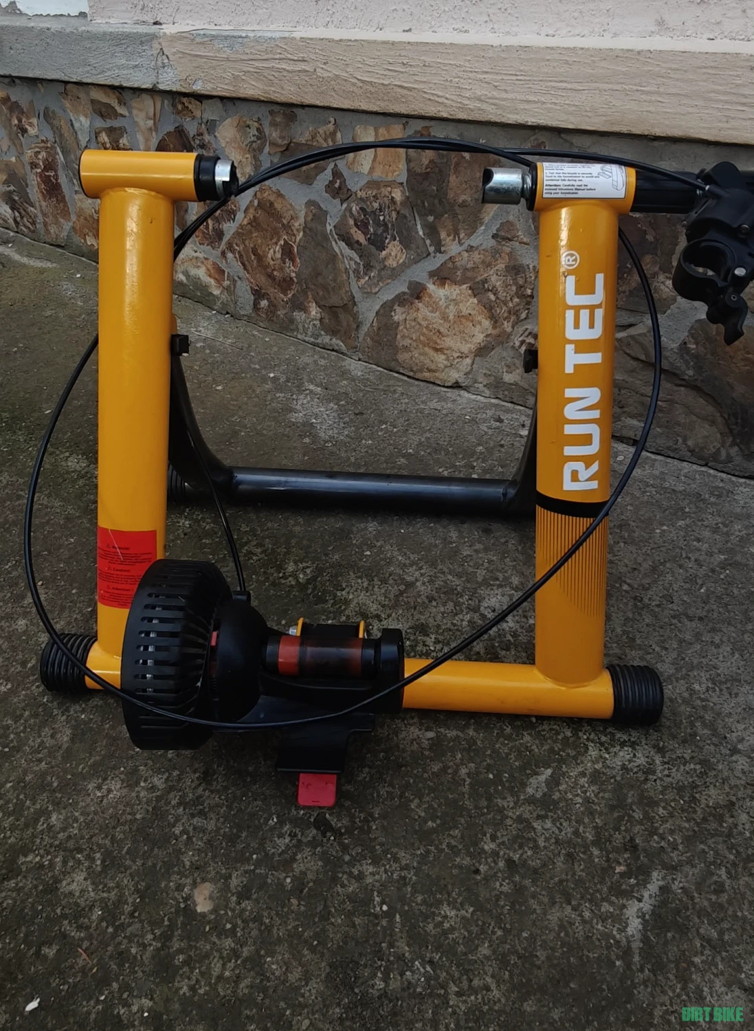 1. Vand Home Trainer