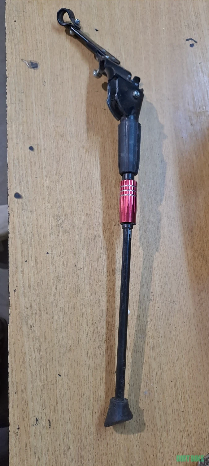 1. Picior sprijin ergotec aluminiu