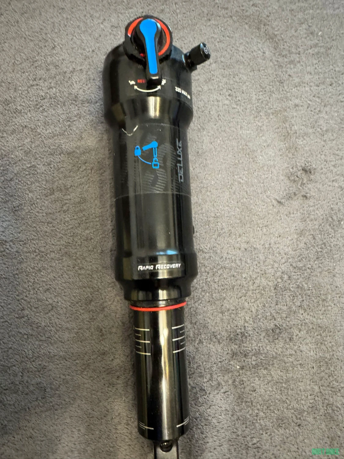 4. Rockshox deluxe