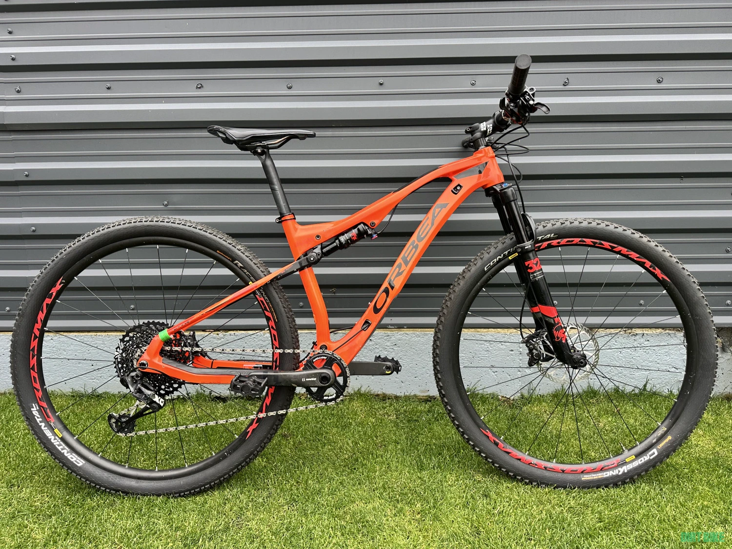 1. Orbea Oiz Carbon 29 Mavic