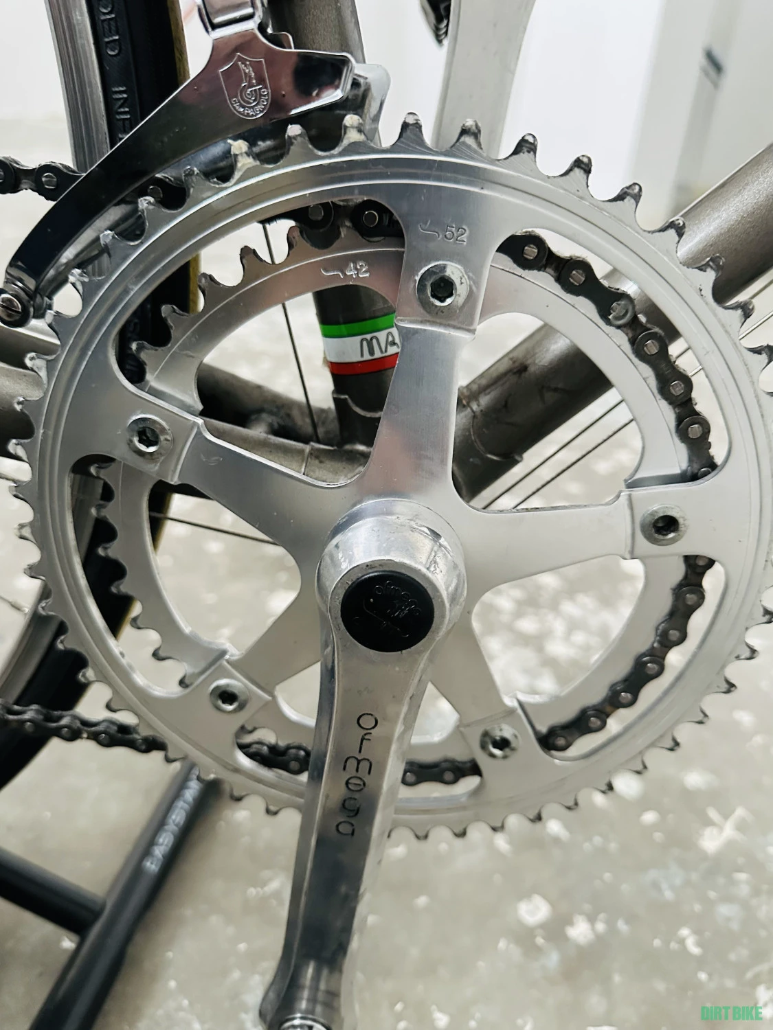 12. Bianchi Strada originala made in Italia pregătită pentru L’Eroica