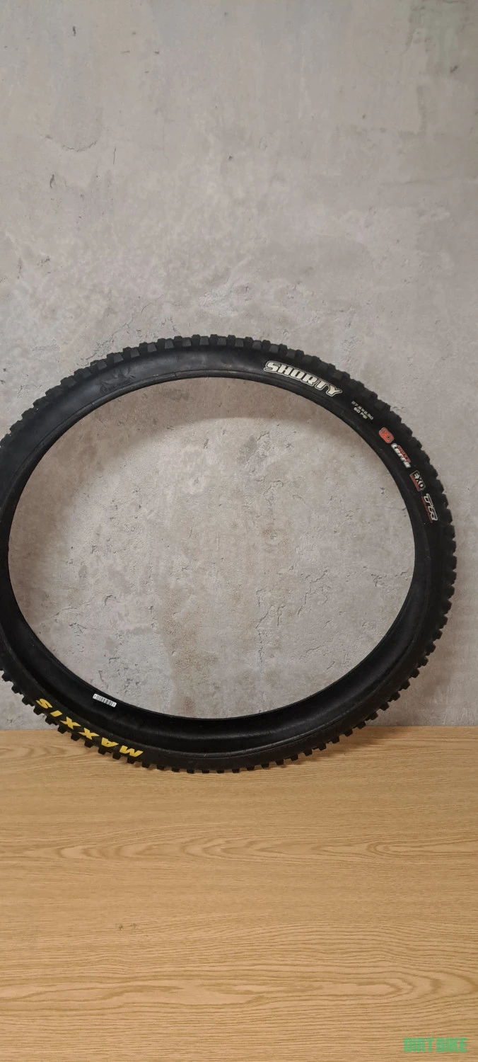 1. Maxxis Shorty 27.5