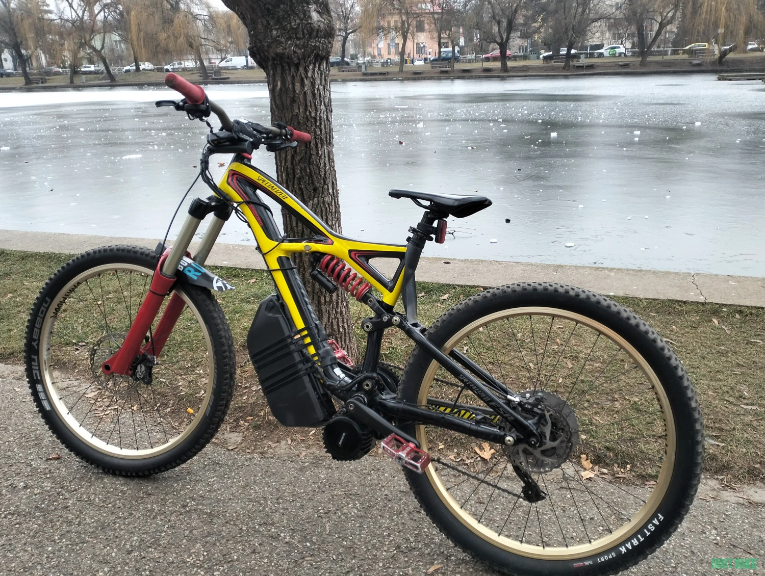 2. Specialized Enduro E-bike , cu motor bafang si baterie 52V 20ah, 1040Wh