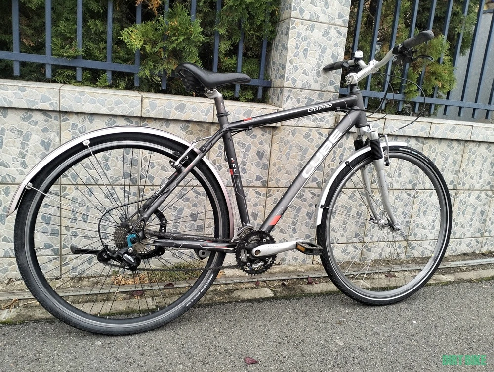 1. Bicicleta de oraș "Cube CLS LTD Pro" , cadru aluminiu, mărime L