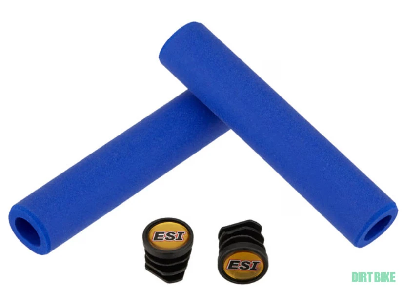 1. ESI Racers Edge Silicone Grips - set mansoane