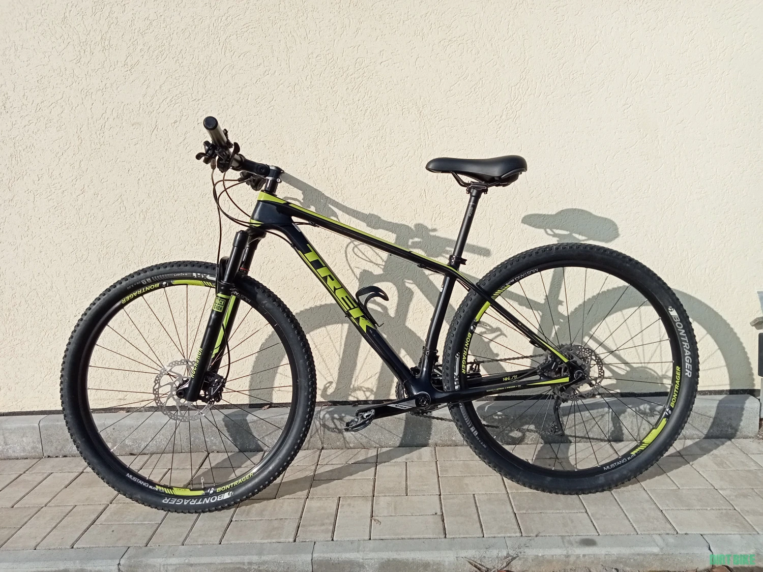 1. MTB 29 Hardtail Trek Superfly Carbon M