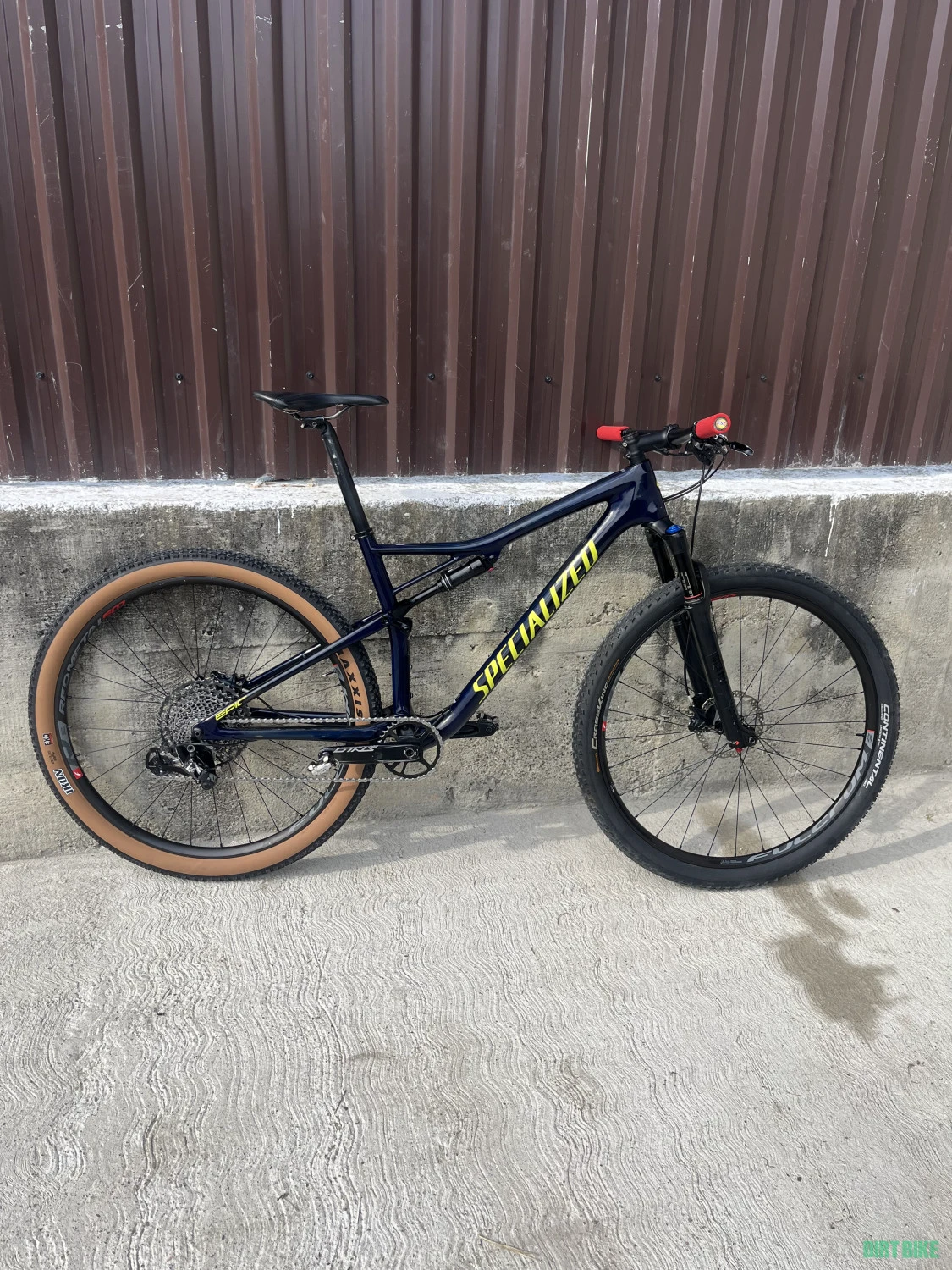 1. Specialized epic 2020