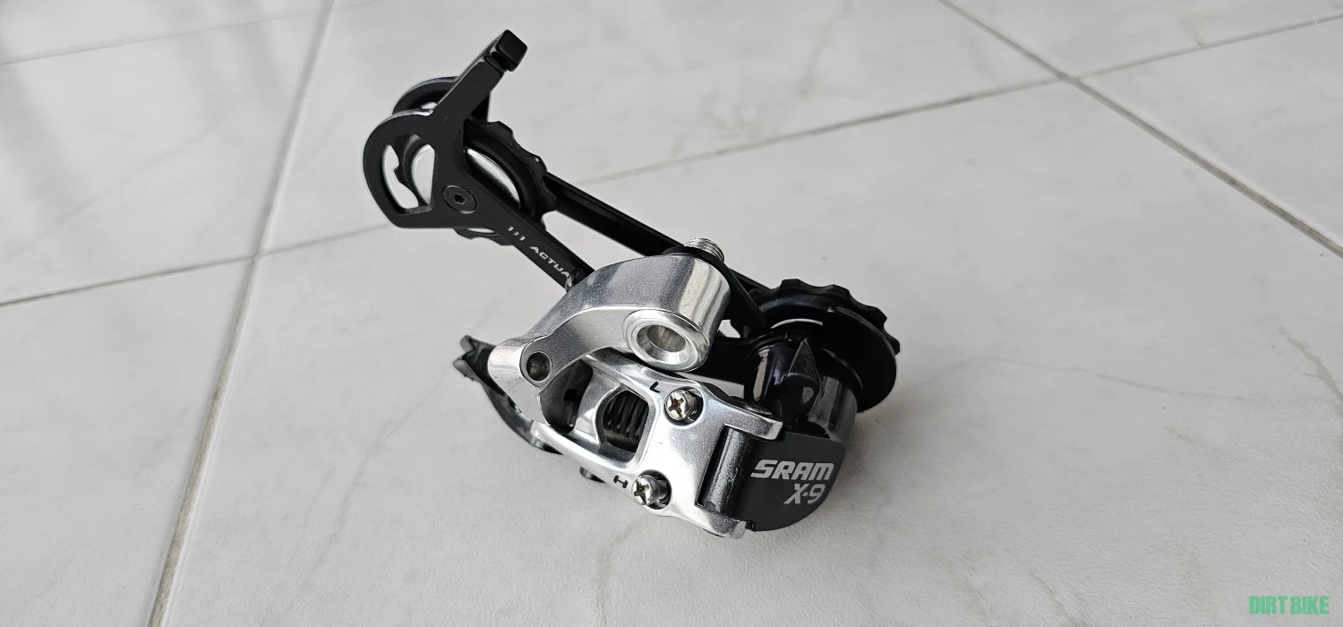 1. Sram X9 9v