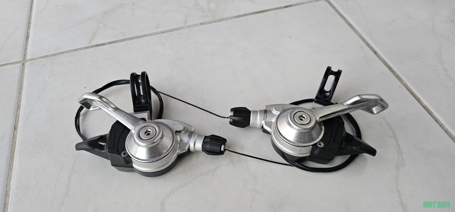 1. Manete Sram X9
