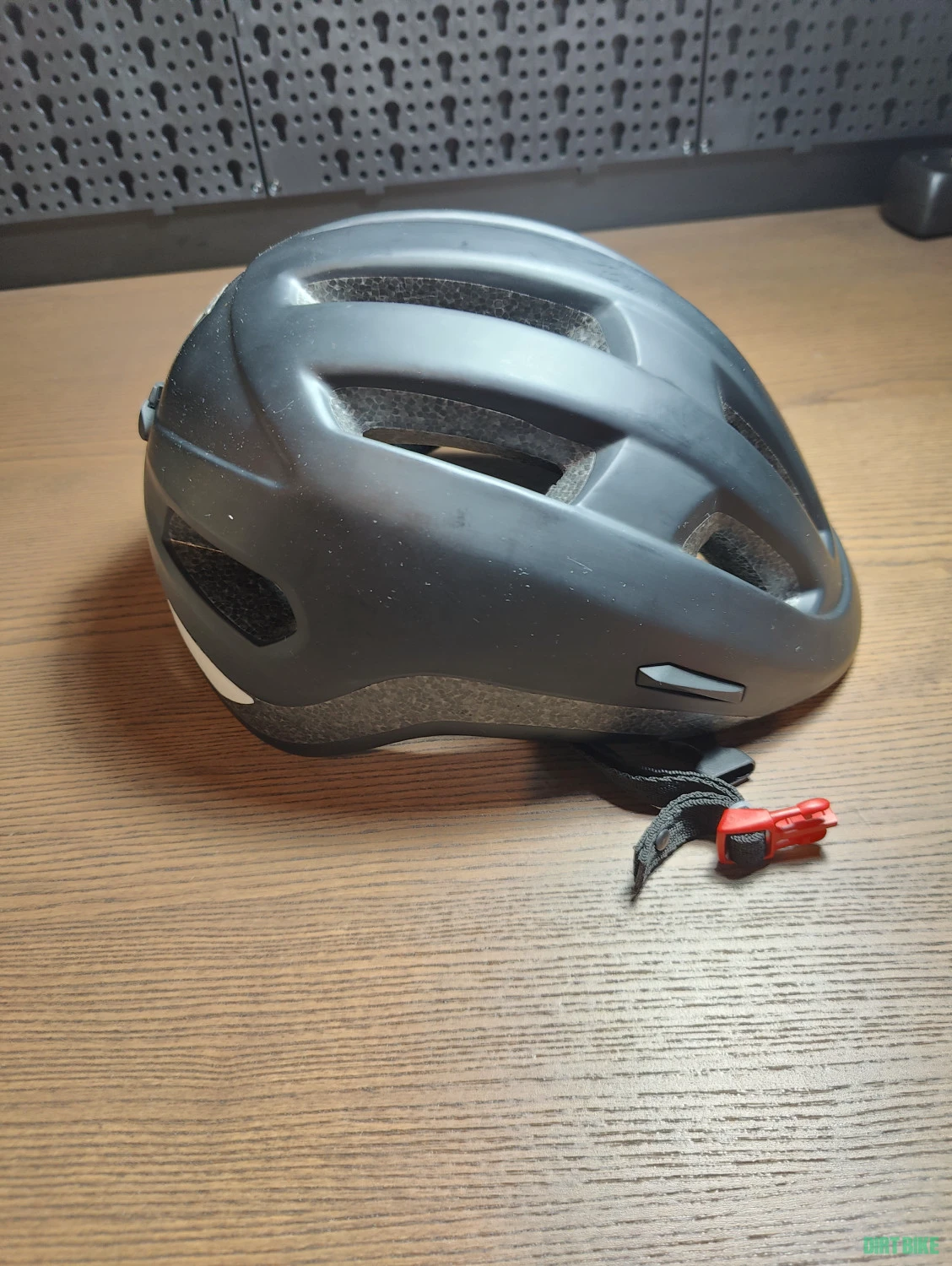2. Casca ciclism MTB cursiera Btwin CBH500 - marime L- aproape noua