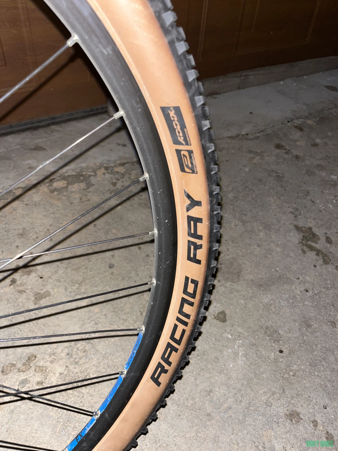 9. Bicicleta Cube Reaction Pro C:62 Carbon 2020