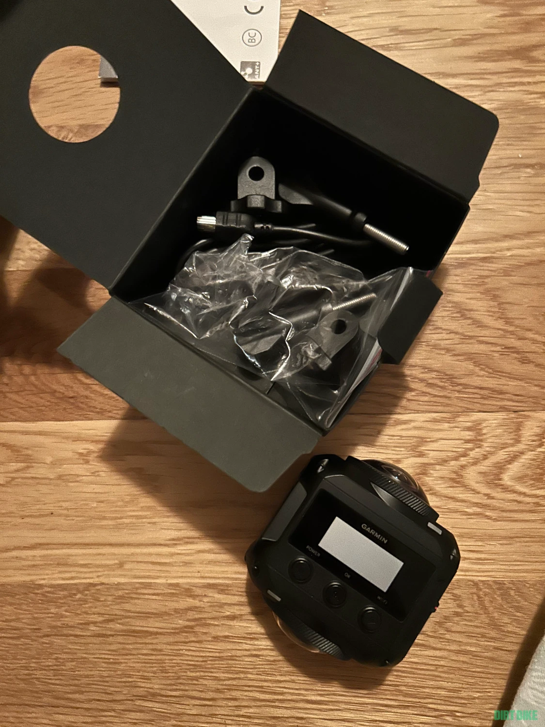 7. Garmin Vibr 360 plus accesorii