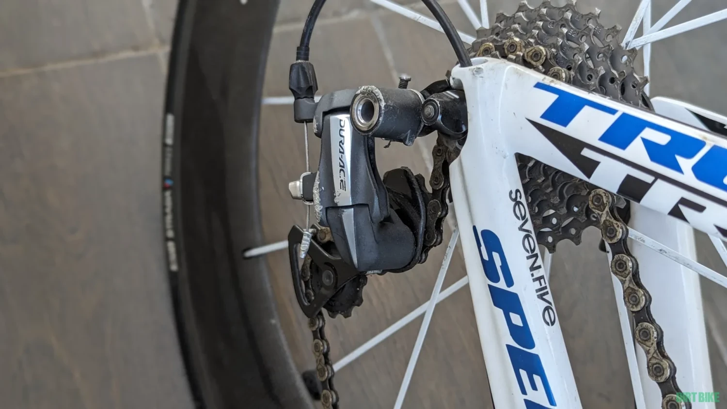 4. Bicicleta triatlon Trek Speed Concept