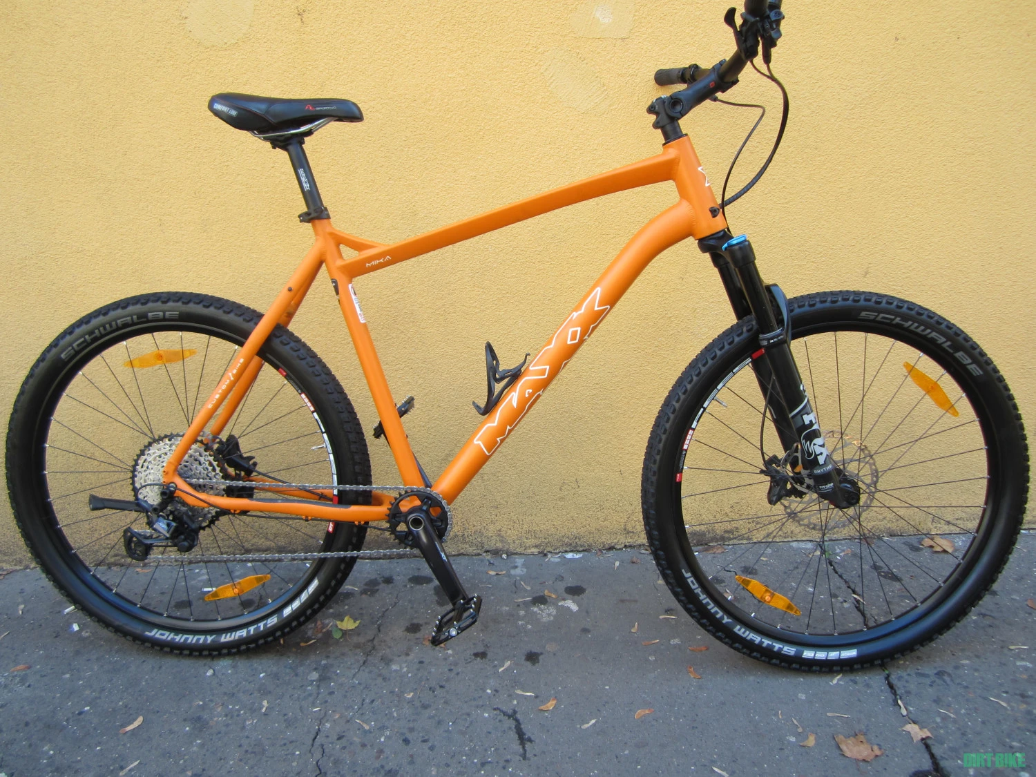 1. MTB 29 ,fox 34 ,dt swiss 370 ,xt ,1x 12
