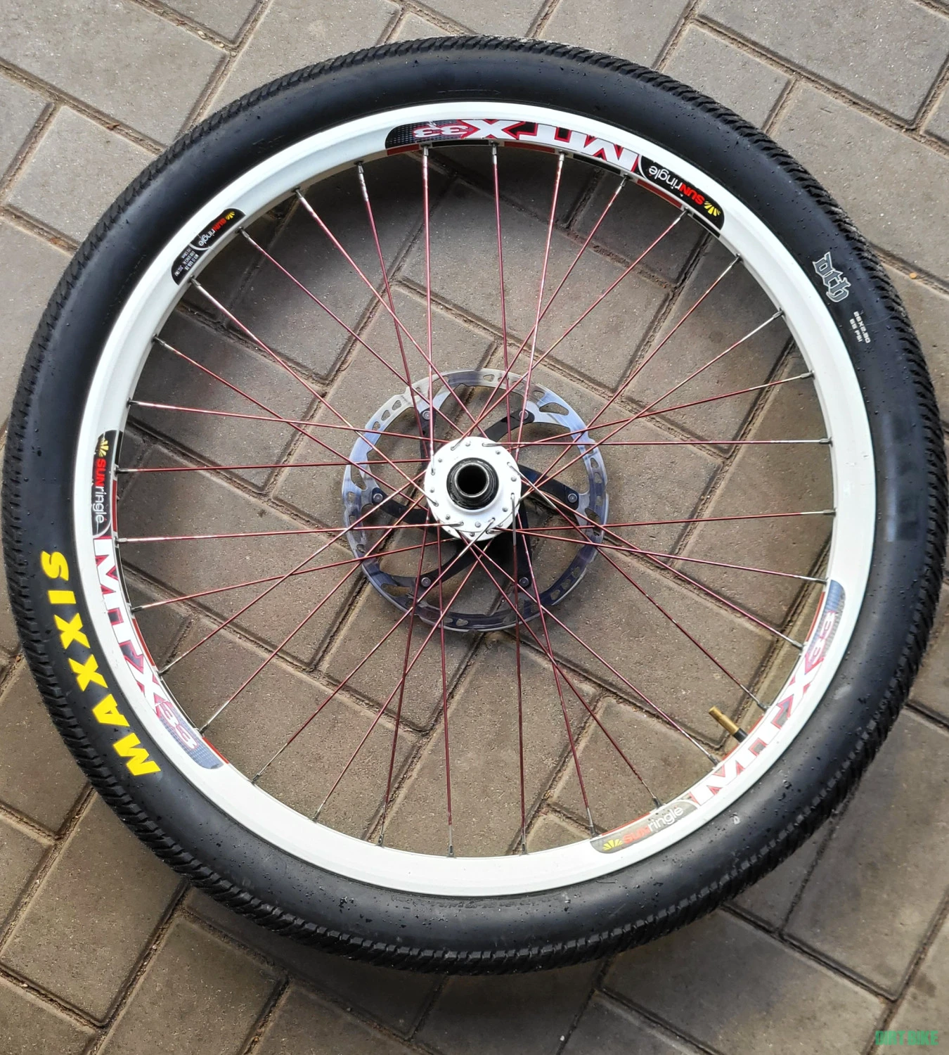 2. Roata Sunringle mtx33