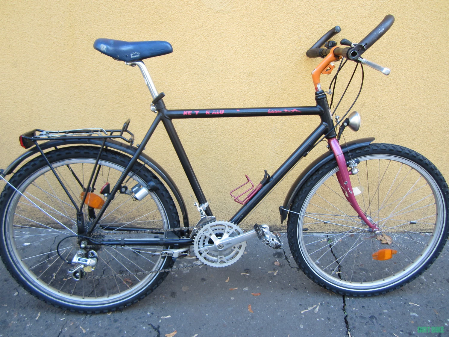 1. Bcicleta de colectie ,Ketler cu prima serie deore