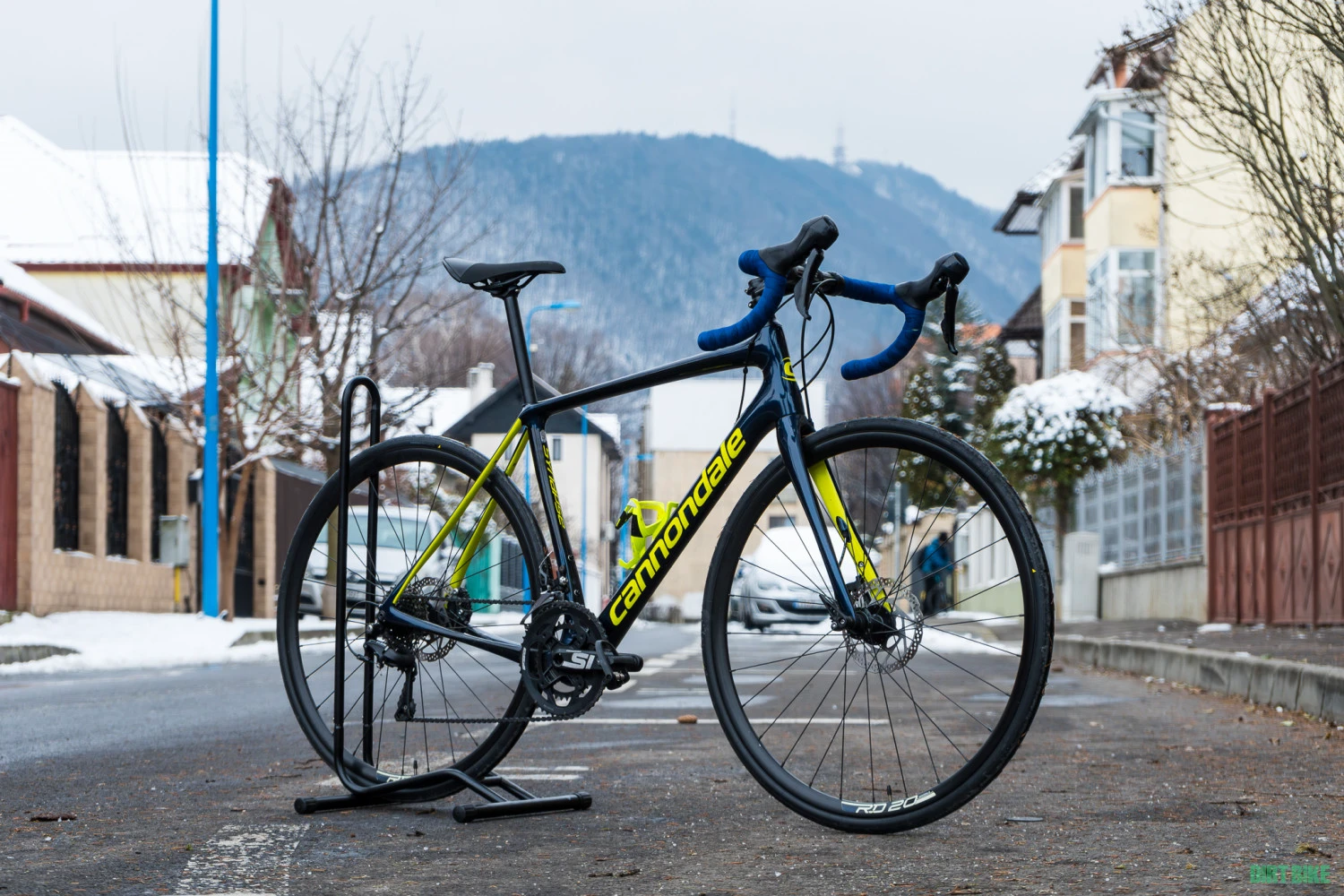 1. Cannondale Synapse Carbon Disc 105