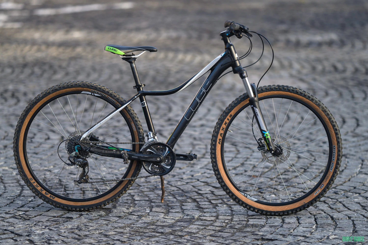 1. Hardtail damă Cube Access WLS