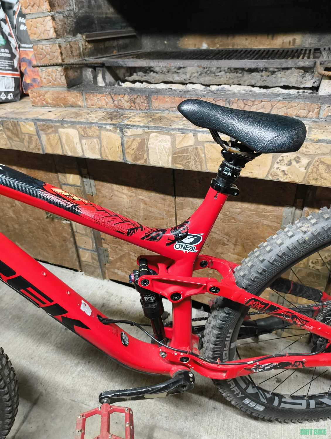 6. Vând bicicleta enduro Trek fuel ex 7