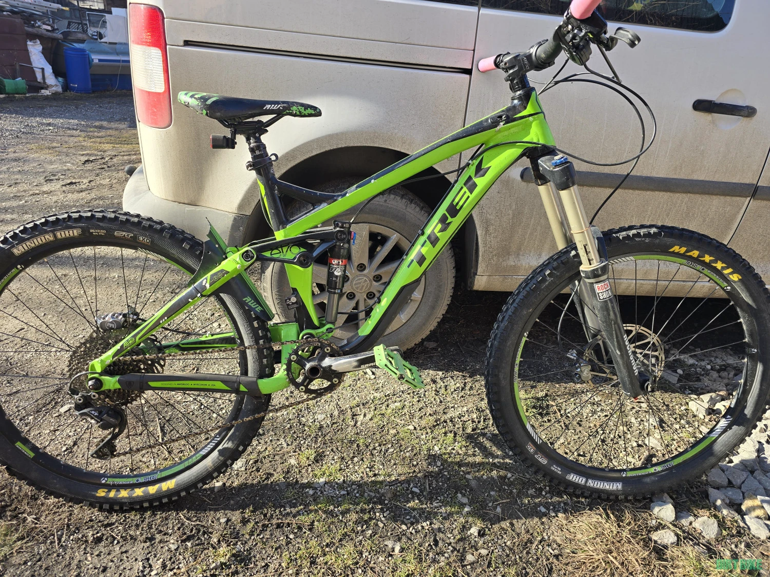 9. Trek Slash 7