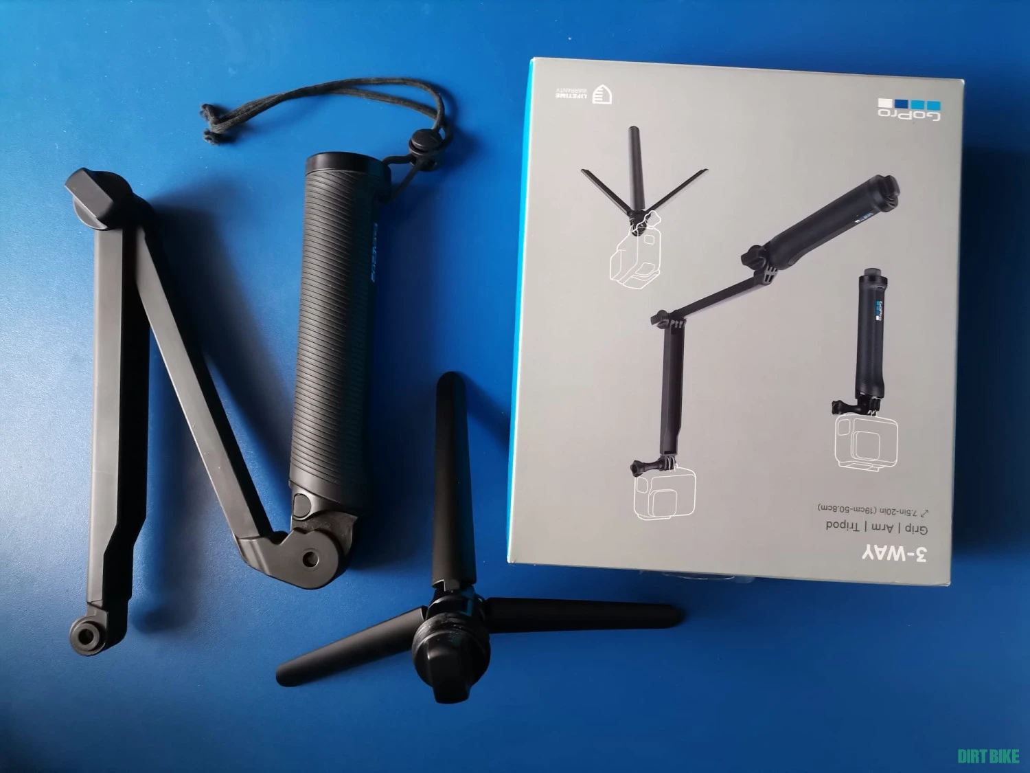 4. GoPro Hero 7 Black Edition + Accesorii