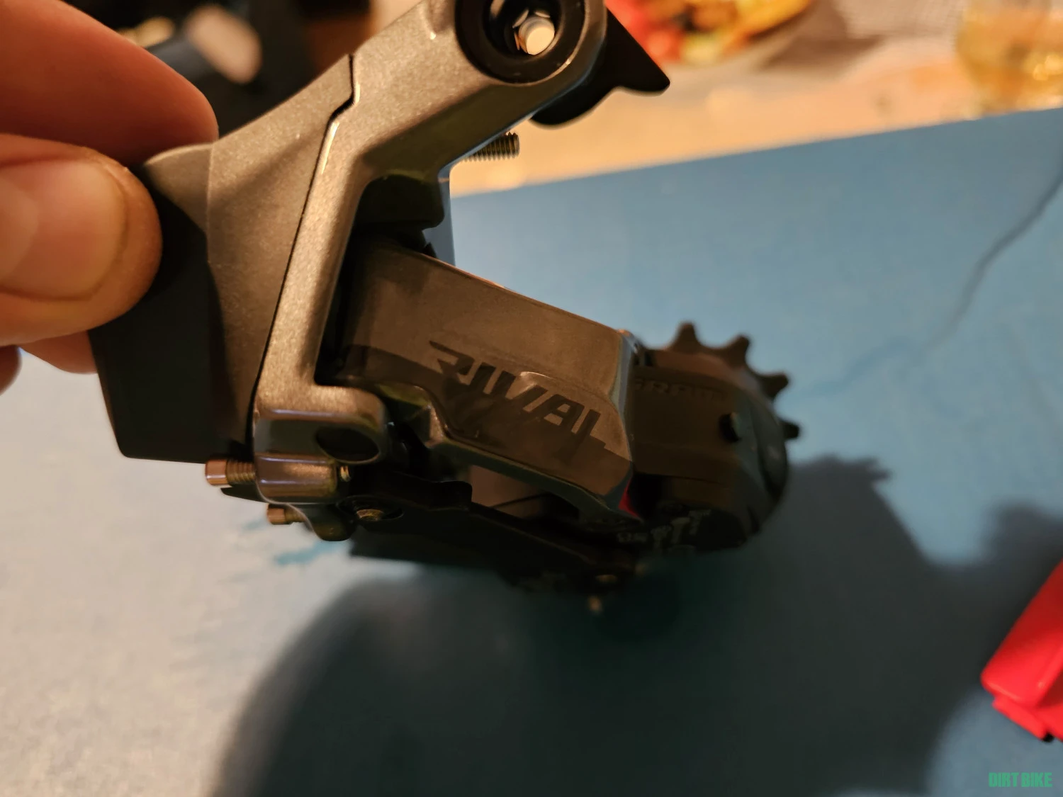1. Vând Schimbator spate Sram Rival etap axs 12v d1 36t