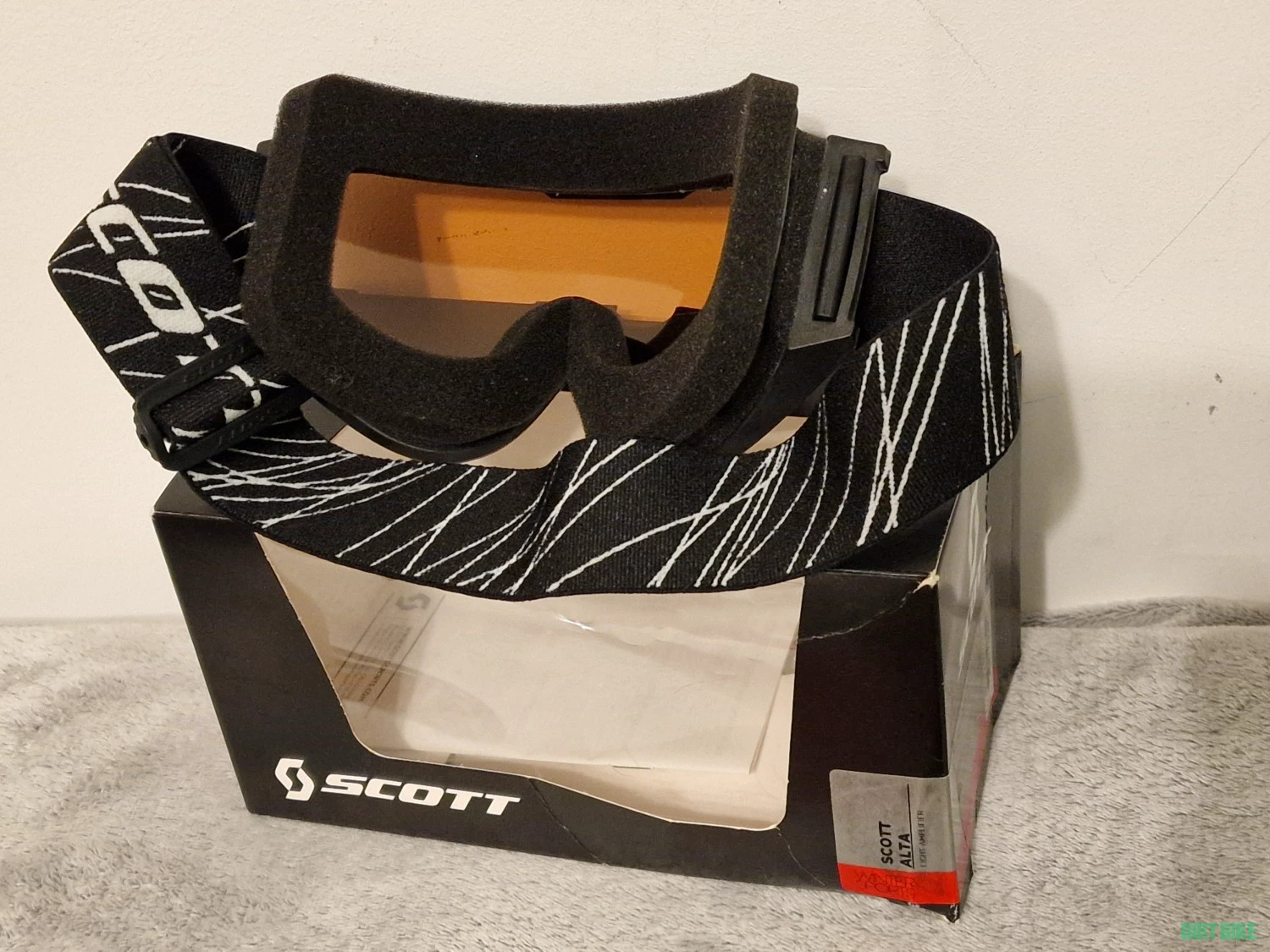 3. Ochelari Scott Alta Negrii