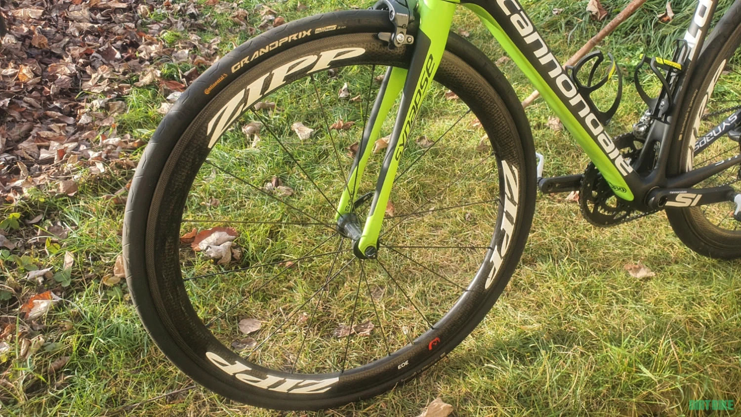 1. Zipp 303 Firecrest sosea
