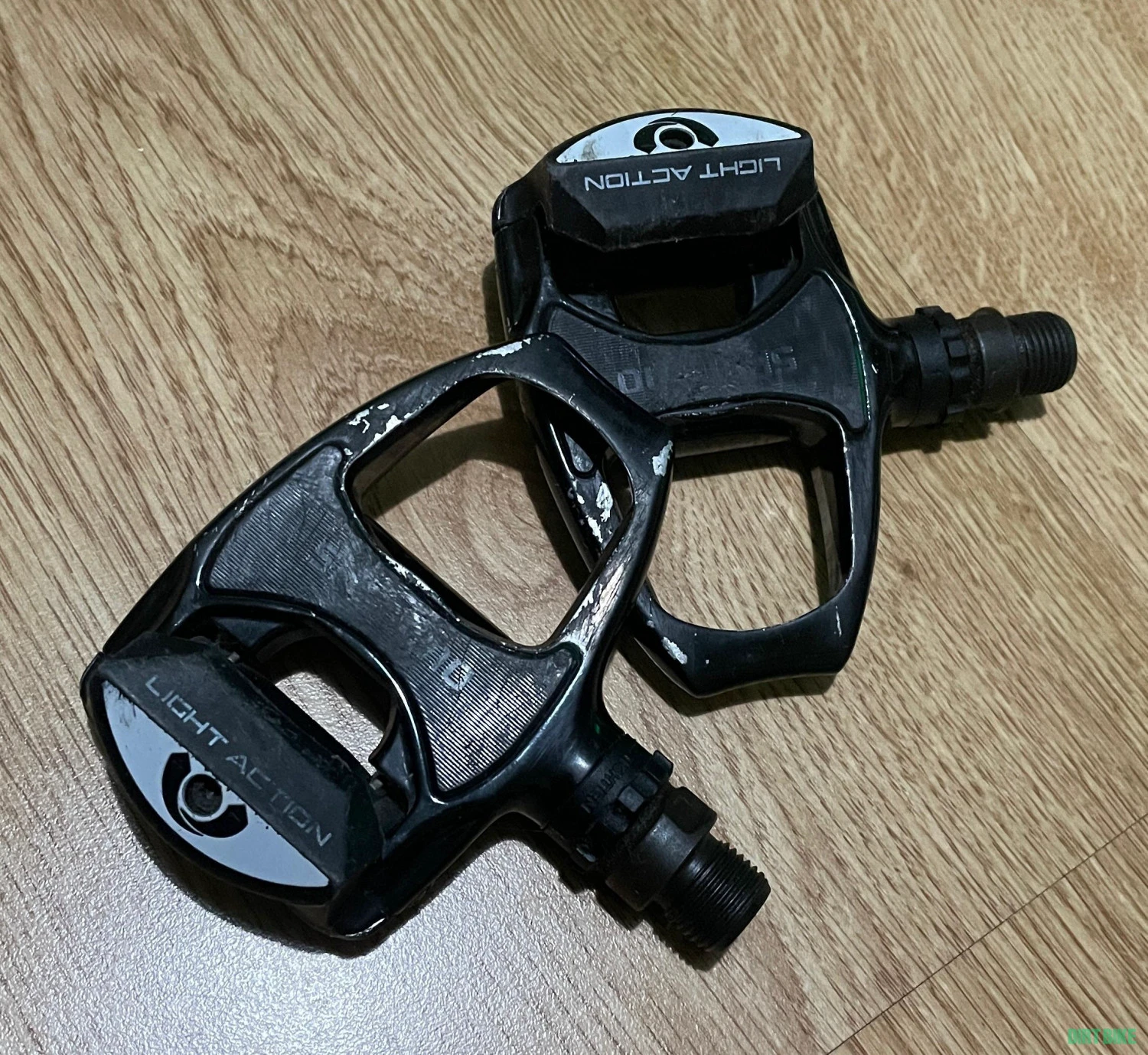 1. Pedale cursiera Shimano R540