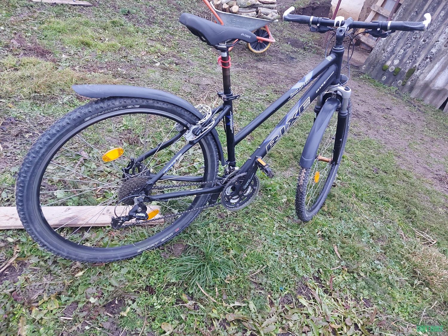 8. Bicicletă "RIXE"