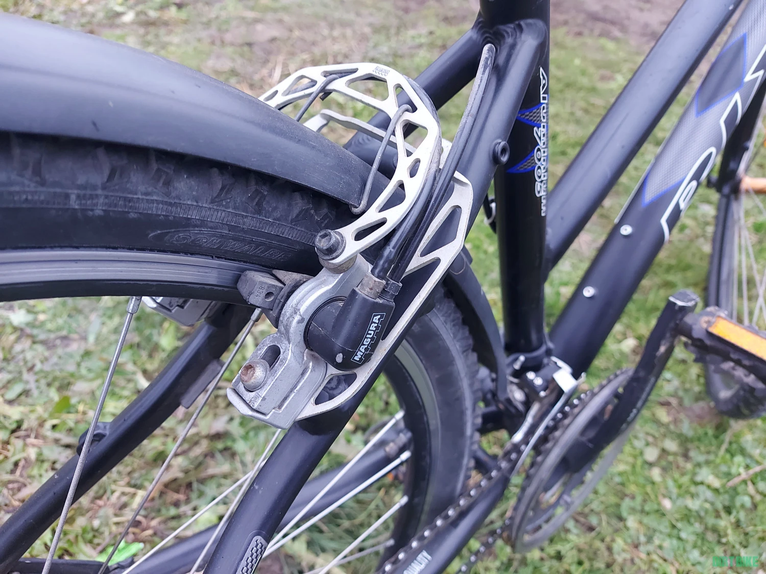 2. Bicicletă "RIXE"