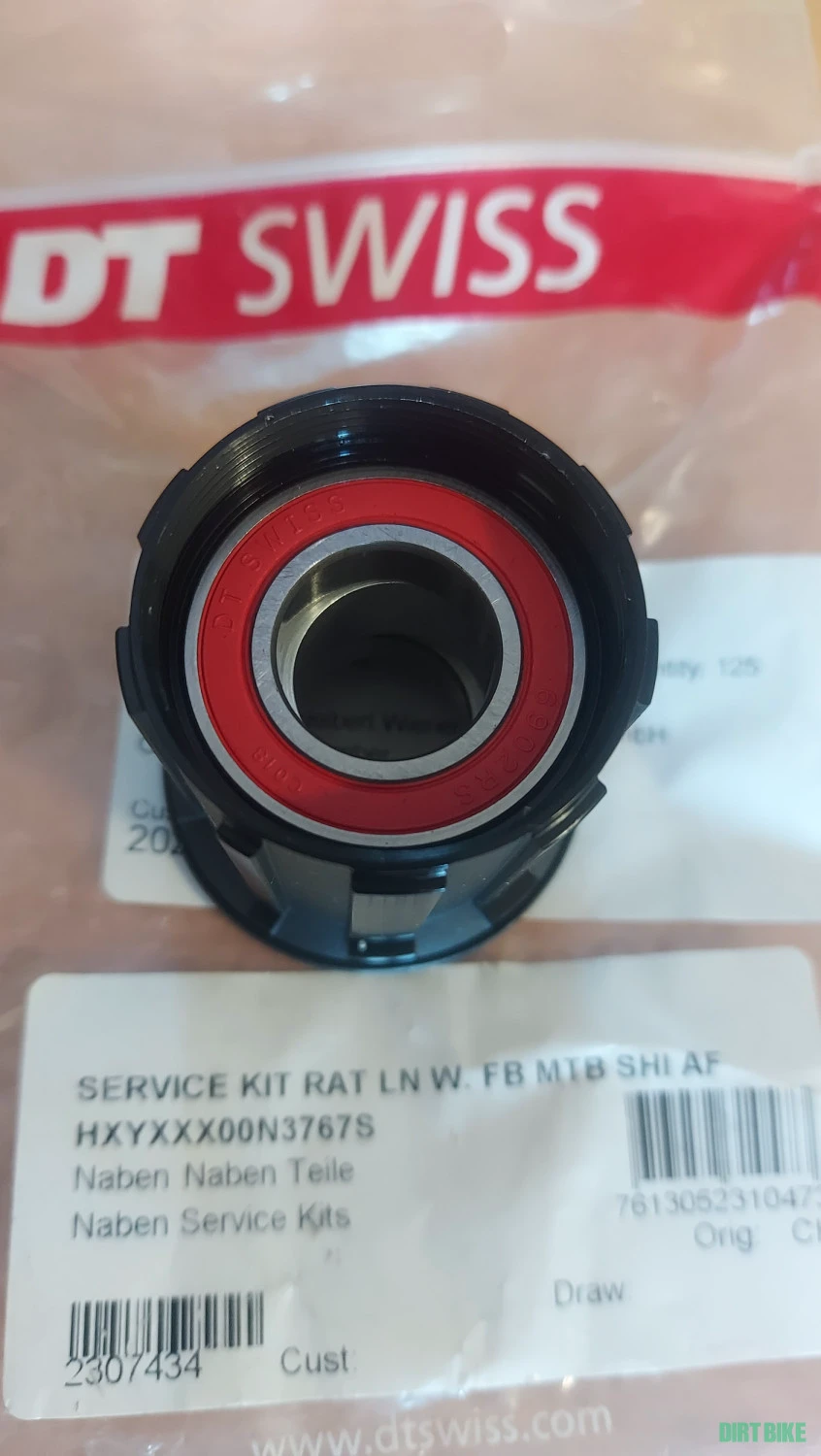 2. Freehub DT SWISS RATCHET LN, SHIMANO 11SPD MTB