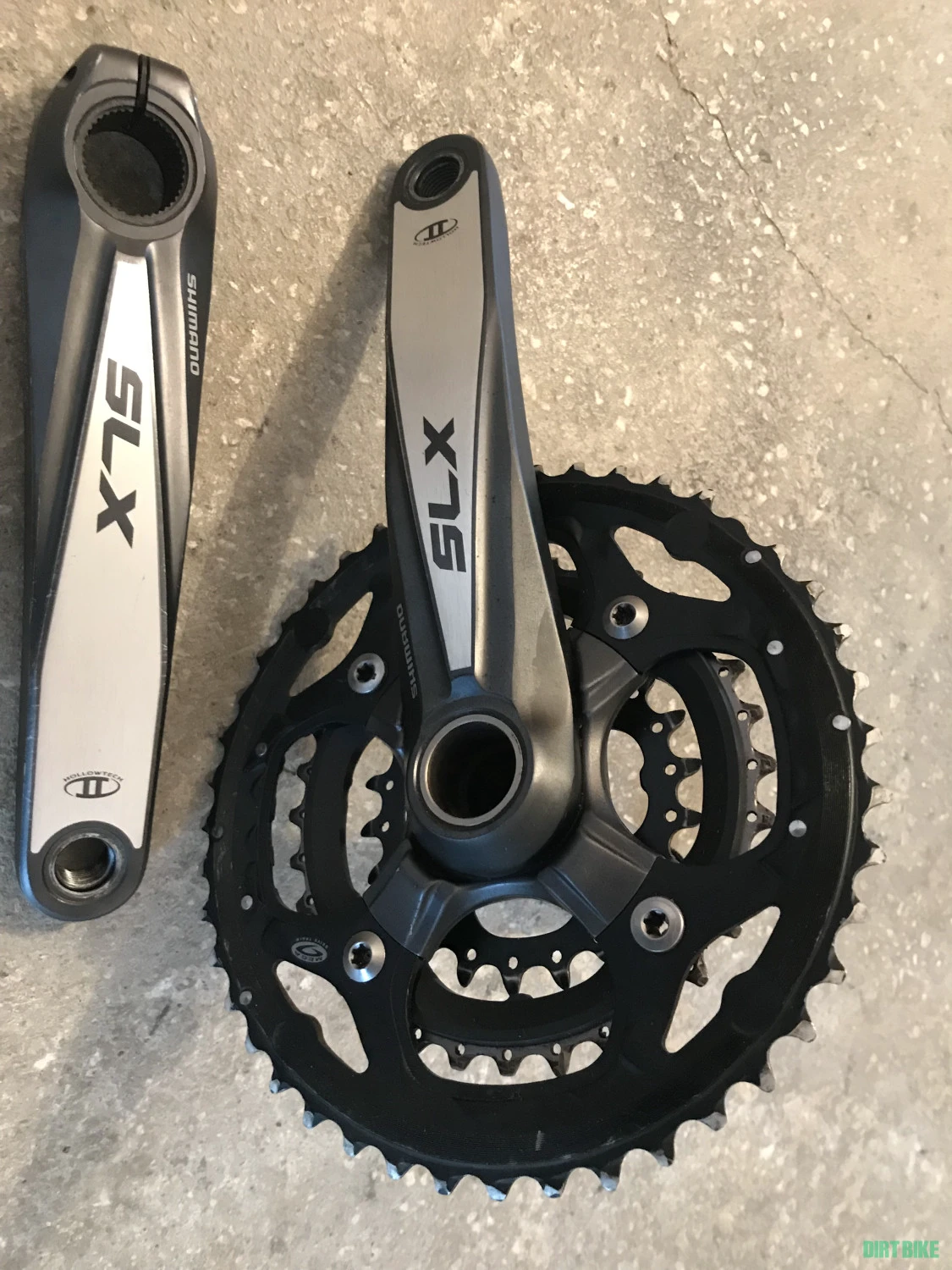1. Angrenaj Shimano SLX M660 3x10